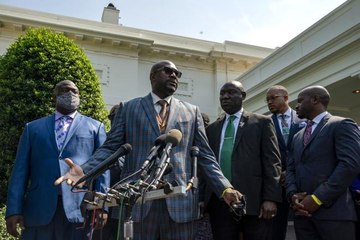 Biden, George Floyd'un ölümünün 1. yıl dönümünde ailesiyle görüştü