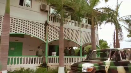 احتجاجا على أداء الرئيس ورئيس الوزراء.. العسكر بمالي ينفذ ثاني انقلاب في 9 أشهر