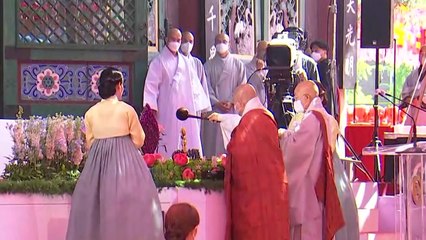 원행스님 "내려놓으면 더 좋은 미래 열려" / YTN