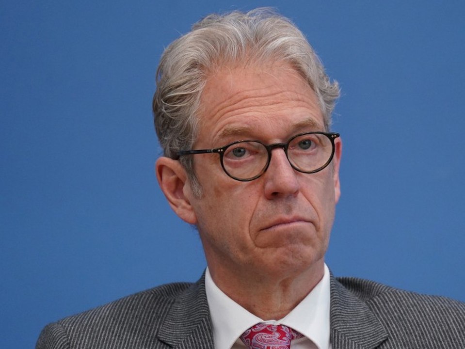 Kassenarzt-Chef Gassen: 'Arztpraxen sind keine Bürgerämter'