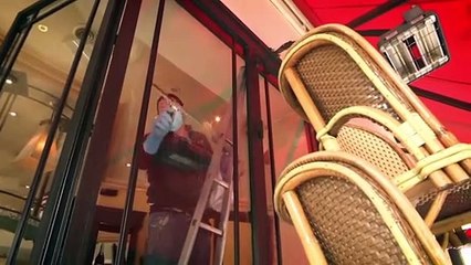 Franciaországban nyitnak a teraszok, a briteknél terjed az indiai variáns