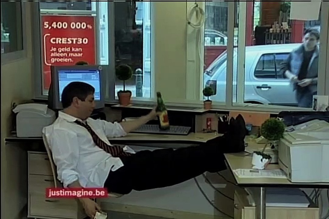 Drunk Exchange clerk