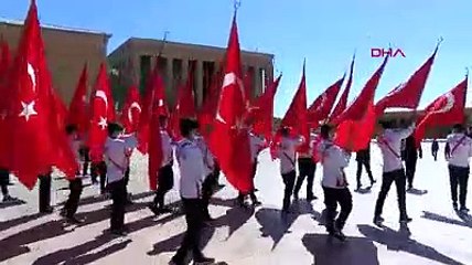 Bakan Kasapoğlu, Anıtkabir'i ziyaret etti