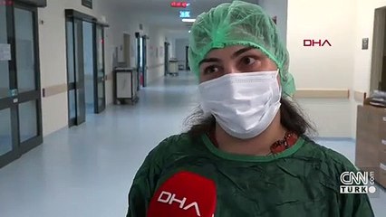 Entübeyken dünyaya getirdiği kızına ilk kez dokundu