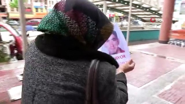 Kapı kapı dolaşıp 20 gündür engelli oğlunu arıyor