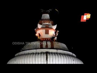 Chunara Servitors Light Maha Deep Atop Lord Jagannath Temple