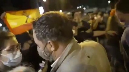 Así reciben a Santiago Abascal (VOX) en su llegada a Ceuta