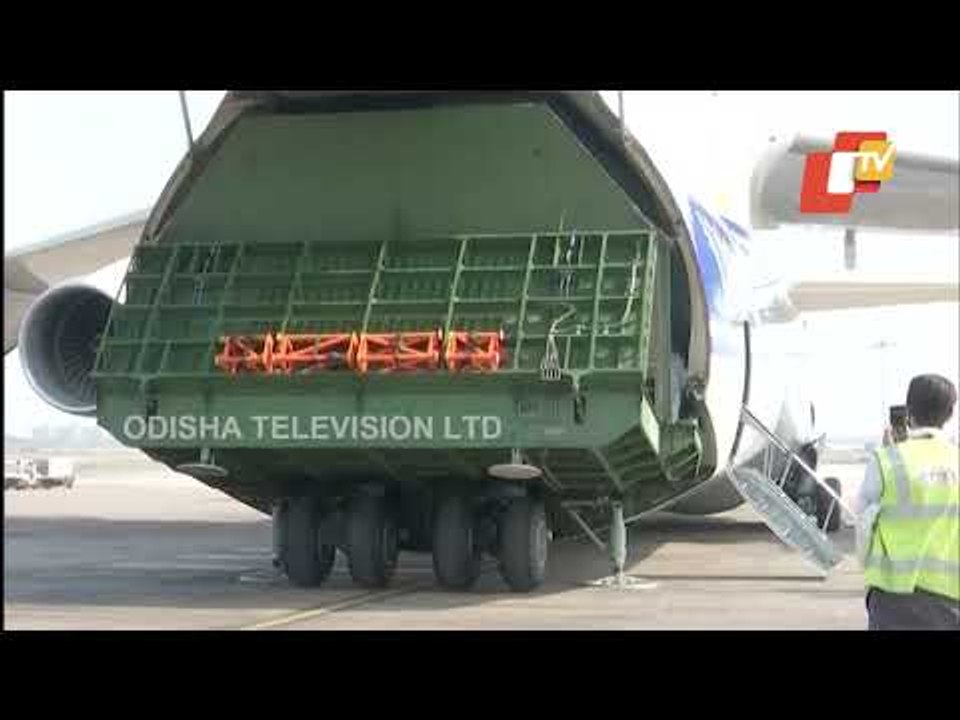 3 Oxygen Generators & 1000 Ventilators Reach Delhi From UK