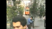 1996 yılı İstiklal Caddesi Taksim görüntüleri / Eski İstanbul Videoları