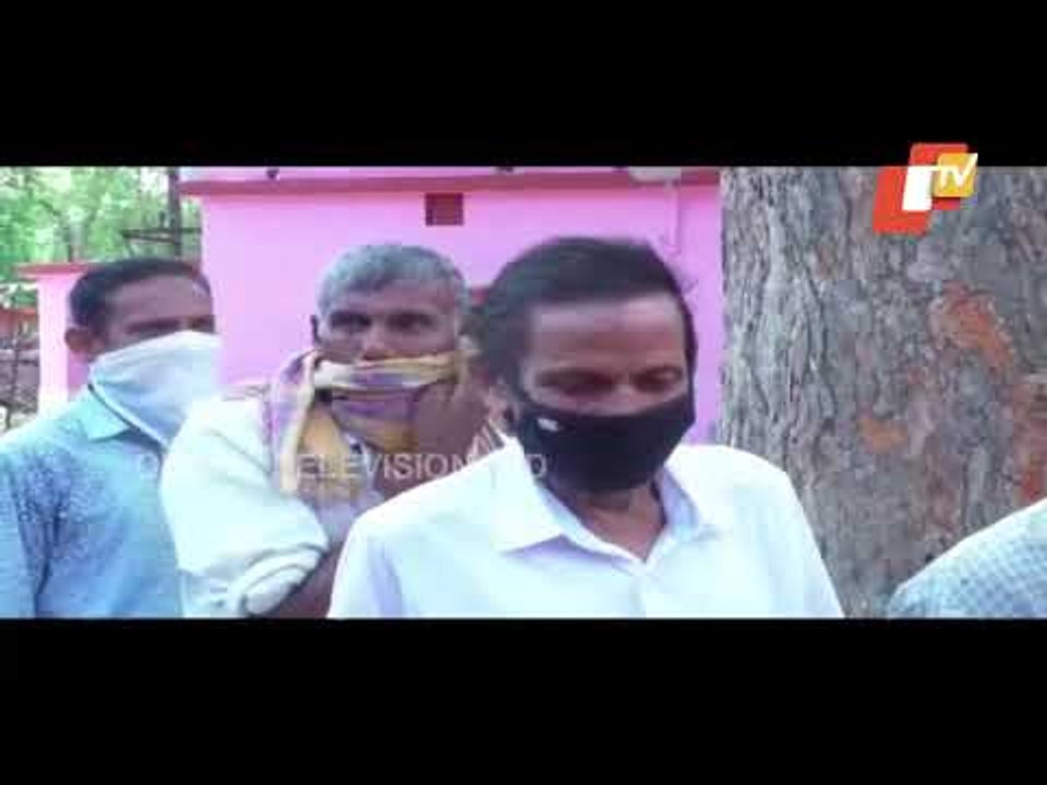 Odisha | Heavy Rush At Covid Vaccination Centre In Balasore's Nilgiri