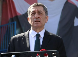 Bakan Selçuk'tan anlamlı 19 Mayıs paylaşımı