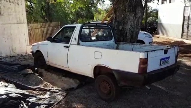 Polícia Militar recupera veículo que havia sido furtado, em Cascavel
