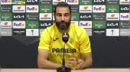 Finale - Albiol : "Cavani a le football dans le sang"