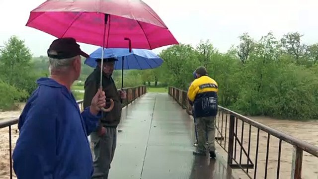 Torrential rain causes flooding in western Romania