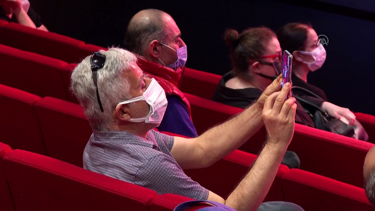 İSTANBUL - Oyuncu Erol Keskin son yolculuğuna uğurlandı