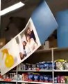 Un homme ivre sème le chaos dans un supermarché