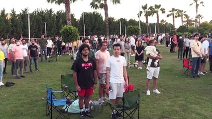 MERSİN - Saat 19.19'da İstiklal Marşı okundu