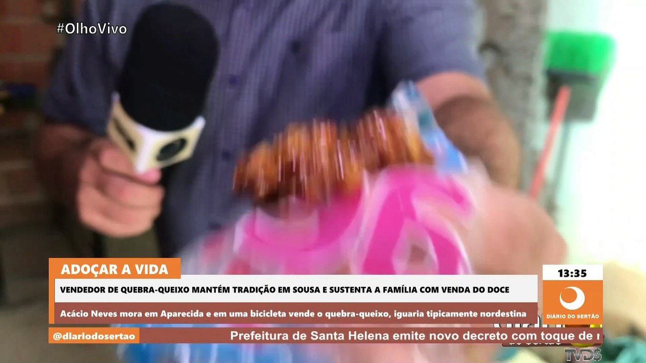 Vendedor de quebra-queixo mantém tradição na região de Sousa e sustenta a família com venda do doce