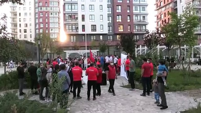 NİĞDE - Saat 19.19'da İstiklal Marşı okundu