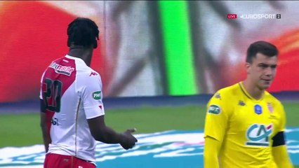 Une énorme boulette de Disasi et Mbappé offre l'ouverture du score à Icardi