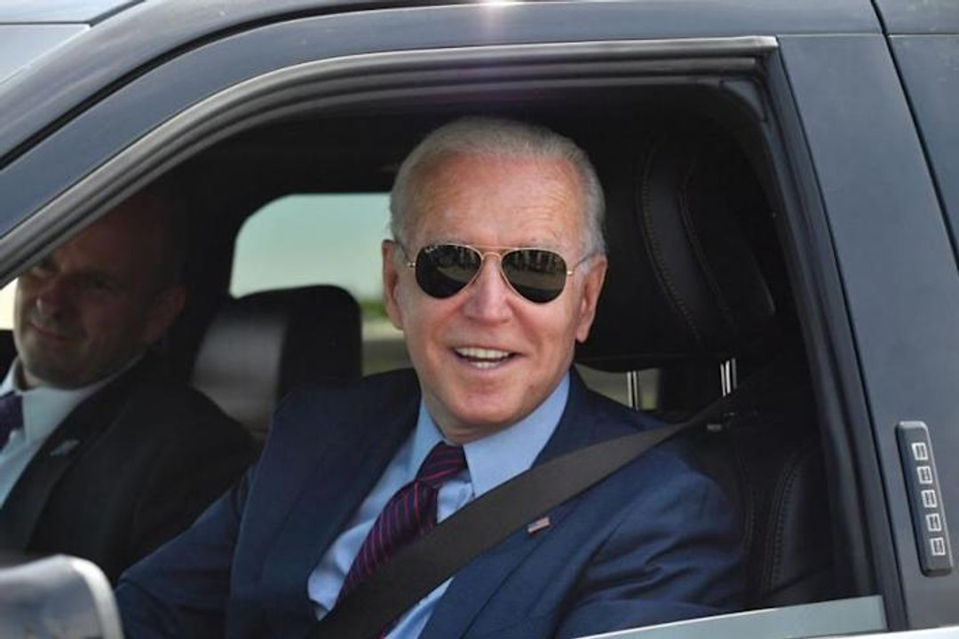 Biden Test Drives New Electric F-150 Pickup in Partnership With Ford
