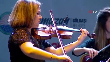 Gölbaşı, operanın ezgileri ve ışık şovları ile 19 Mayıs ruhunu yaşattı