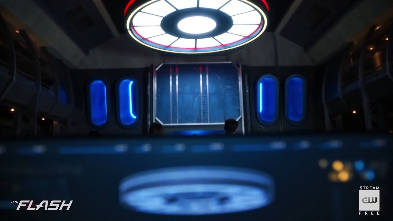 The Flash Season 7 Episode 10 Clip - Alexa Barry Caitlin And Cisco Train Scene