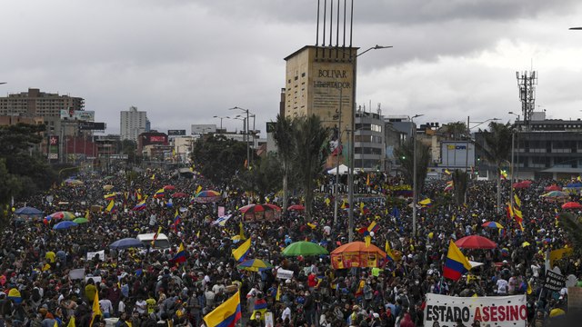 “Nosotros perdimos el derecho al trabajo”: comerciante del centro de Bogotá