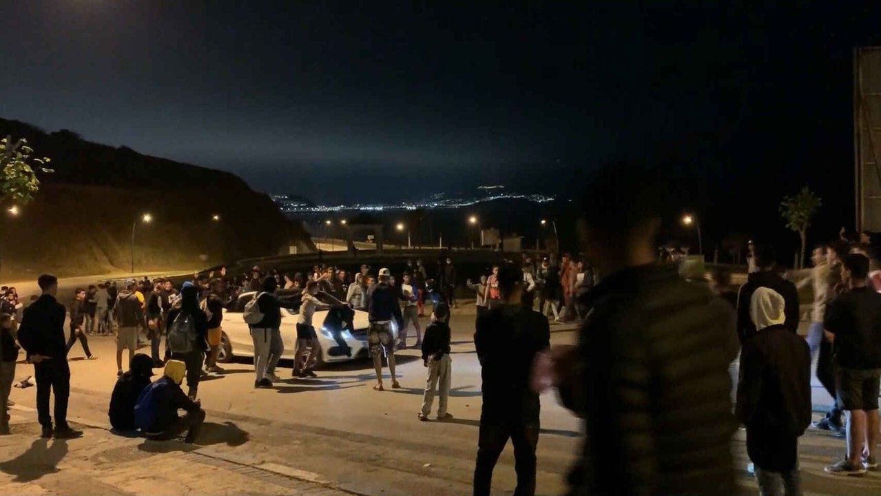 Migrantes marroquíes protagonizan disturbios cerca de la frontera con Ceuta