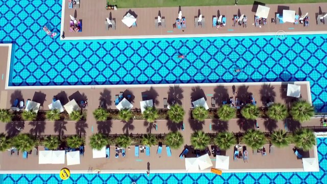 AYDIN - Turizmciler Kovid-19 vaka sayılarının düşmesiyle bu sezon turizm hedeflerine ulaşılacağına inanıyor