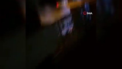 Gençler kontrolsüz eğlencede hem kendilerini hem de mahalleyi yakıyordu