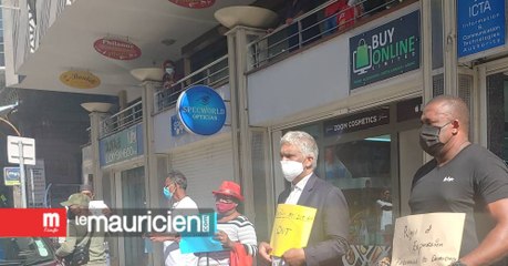 Manif devant l’ICTA : « Liberté et démocratie sont devenues des commodités achetables », regrette Me Valayden