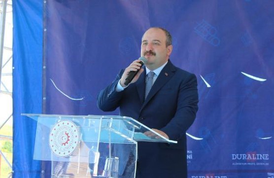 Son dakika haberi | BAKAN VARANK: DEVLET BATARSA, EKONOMİ ÇÖKERSE KENDİLERİNİ BAŞARILI SAYACAKLAR