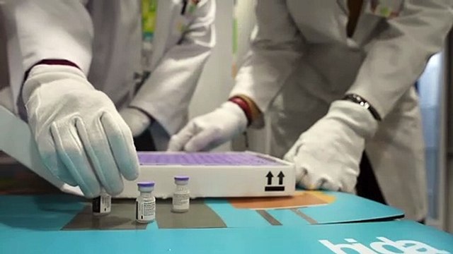 منظمة الصحة العالمية: اللقاحات المرخصة فعالة ضد جميع نسخ كوفيد المتحوّرة