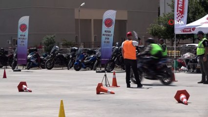 Motosiklet sürüş becerileri etkinliği nefes kesti
