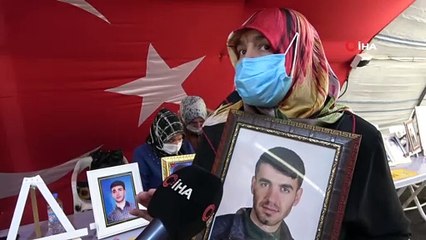 Evlat nöbetindeki abla Hayriye Akyüz: “Kimsenin çocuklarını yetim, hiçbir genci dul bırakmaya hakkınız yok. Hakkımı helal etmiyorum”