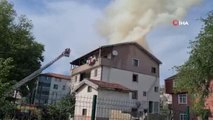 Son dakika haberleri | 4 katlı binanın çatı katı alev alev yandı, kalabalık polis uyarılarına aldırmadı