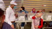 - Lübnan’da yaşayan Suriyeliler, Suriye Devlet Başkanlığı seçimleri için oy kullandı