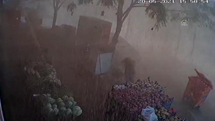 Son dakika haber | GAZİANTEP - Su borusunun patlaması sonucu maddi hasar oluştu