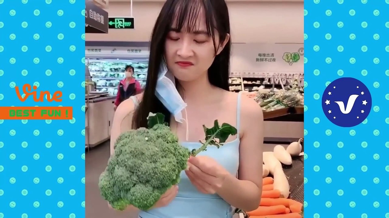 New Funny Videos 2021 ● People Doing Stupid Things P66