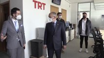 TBMM Dışişleri Komisyonu Başkanı Kılıç tehdit mektubu alan TRT Deutsch çalışanlarını ziyaret etti