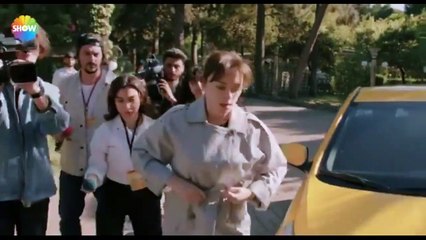 Demet Evgar oyunculuğunu konuşturdu