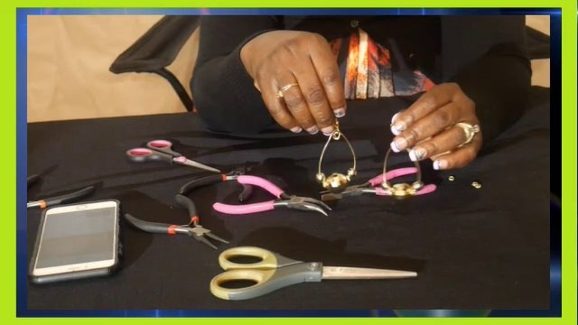 How To Make Earrings With Wire