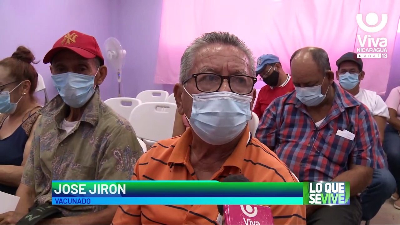 Pobladores se inmunizan con éxito contra la Covid-19 en Mateare