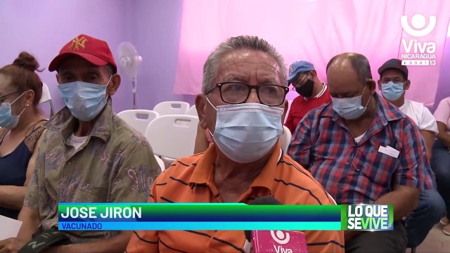 Pobladores se inmunizan con éxito contra la Covid-19 en Mateare