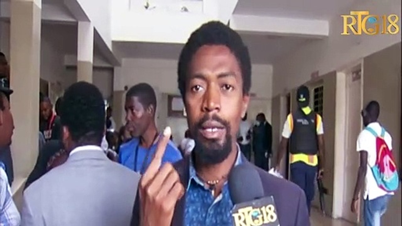 Entèvansyon youn nan avoka bawo Pòtoprens yo sou desizyon jij yo pran pou reprann aktivite yo.