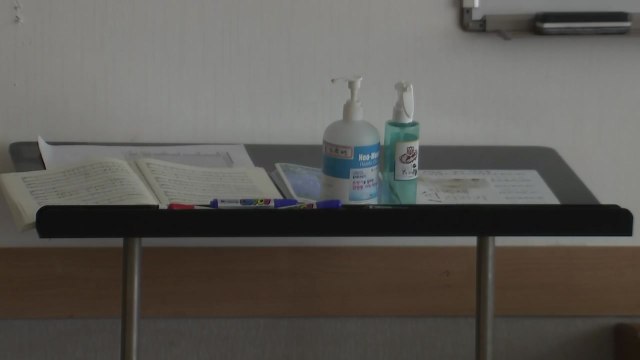 거리두기 3주 추가 연장...유흥시설들 “1년 가까이 휴업 못버텨” / YTN