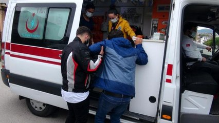 Ticari araçla çarpışan kurye yaralandı