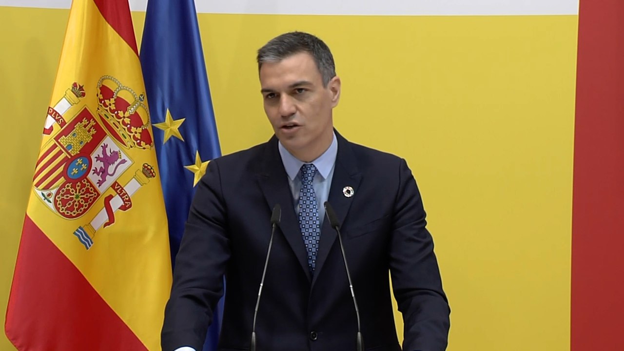 Sánchez anuncia la apertura a turistas de Reino Unido la próxima semana