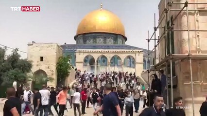 İsrail polisi, Mescid-i Aksa'da ses bombalarıyla saldırdı